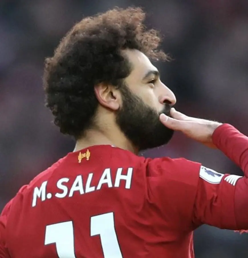 ليفربول يذكّر صلاح بـ «ضربة البداية»