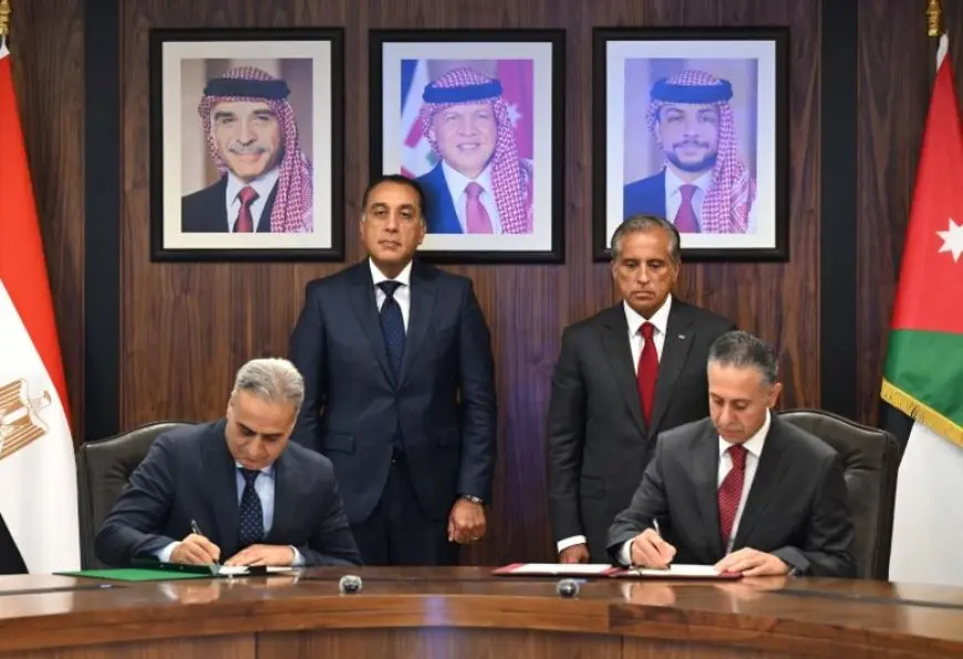 رئيسا وزراء مصر والأردن يشهدان توقيع 10 وثائق في مجالات تخدم تعزيز التعاون الثنائي بين البلدين