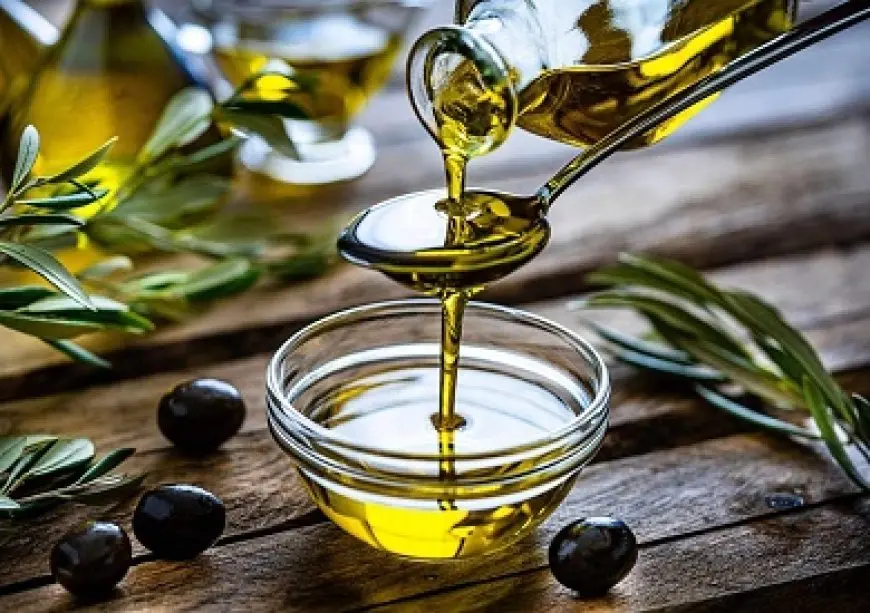 اليوم العالمي للشباب.. 8 أطعمة للحفاظ على نضارة البشرة وقوة العظام‎