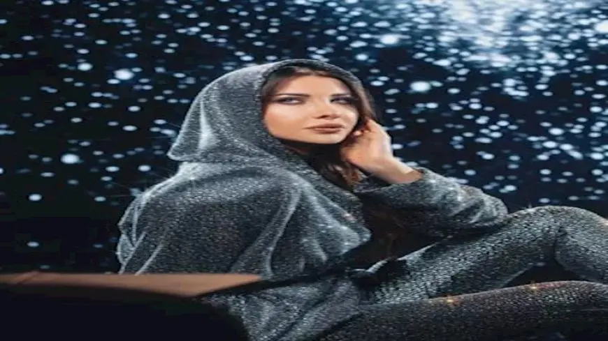 نانسي عجرم تتألق في “السيلفر” وتنشر صورًا جديدة من كليب “جاني بالليل”