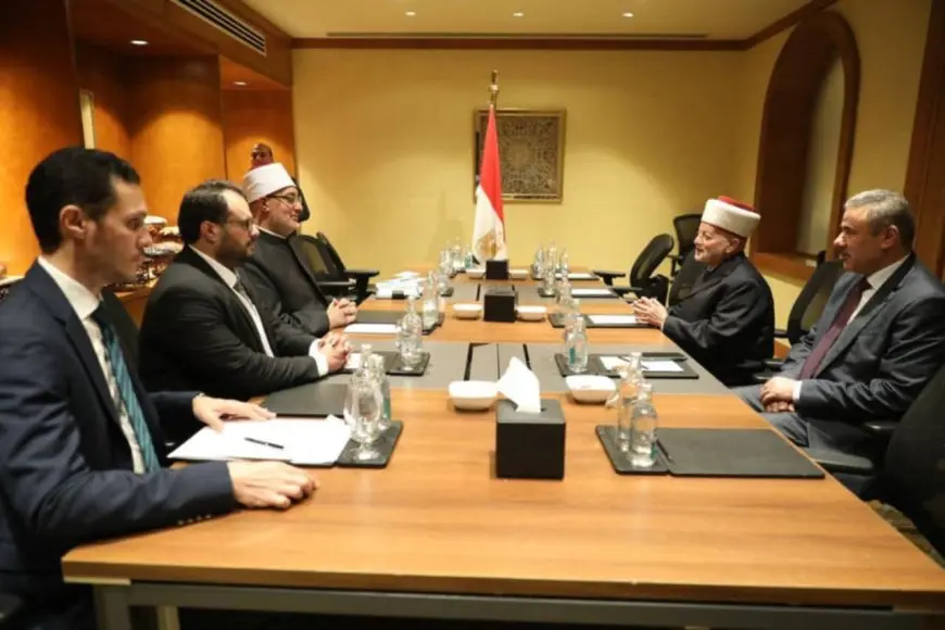 مفتيا مصر والقدس يؤكدان مركزية القضية الفلسطينية والتعاون العلمي المشترك
