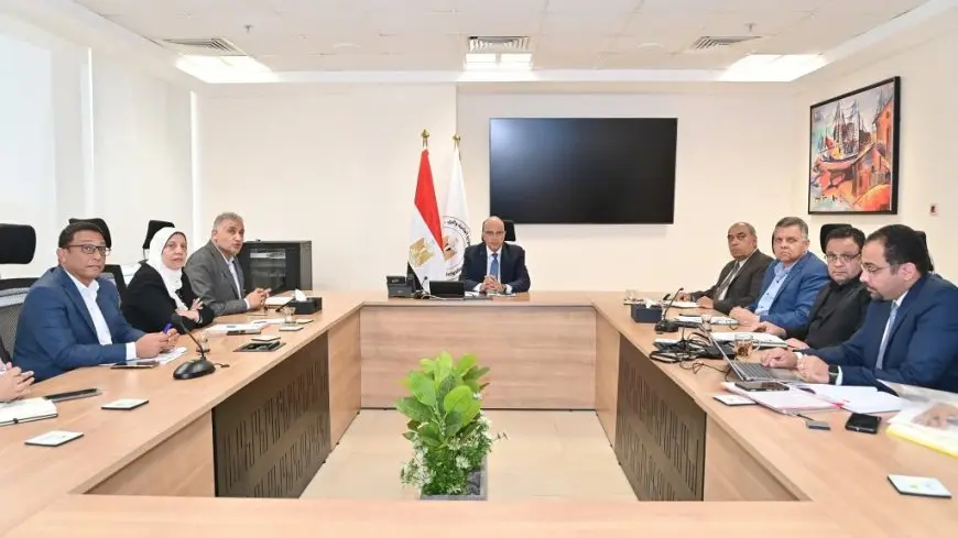 وزير الري يتابع موقف بعض المشروعات التنموية في سيناء والدلتا الجديدة وسيوة