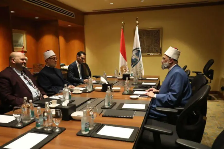 مفتي الجمهورية يبحث مع نظيره بجنوب أفريقيا تعزيز التعاون لنشر الوسطية ومواجهة الأفكار المغلوطة