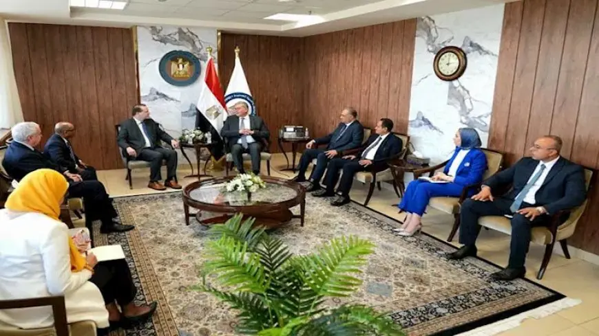 وزير البترول يبحث مع “إنرجوس” العالمية التعاون القائم في سفن التغييز