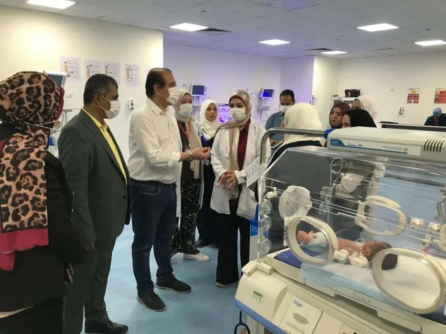 نائب وزير الصحة يتفقد المنشآت الطبية بمحافظة المنيا ويحدد مهلة 45 يوما لمعالجة السلبيا