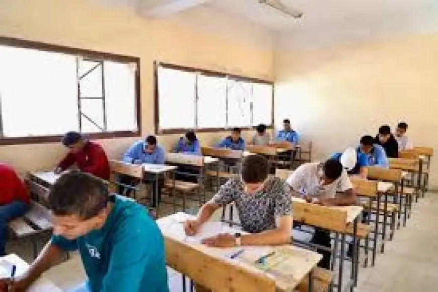 سوهاج: 5026 طالبا وطالبة يؤدون امتحانات الدور الثاني للثانوية العامة غدا