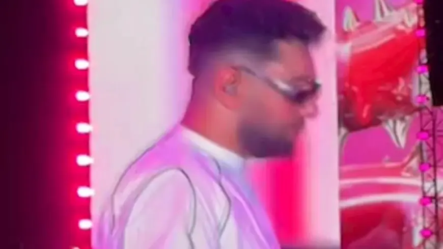 ليجي سي يتألق في حفل “العلمين الجديدة”.. ويسأل الجمهور: حد حافظ “بيتادين”