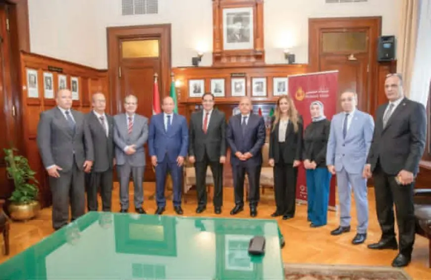 بنك مصر يدعم مركز رعاية الحالات الحرجة بقصر العينى بـ124 مليون جنيه