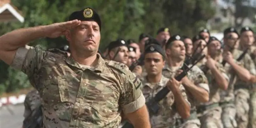 بعد أنباء عن توترات على الحدود.. الجيش اللبناني ينفي خرق الأجواء السورية