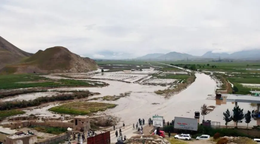 فيضان مفاجئ في شمال الصين يخلف 8 قتلى و4 مفقودين
