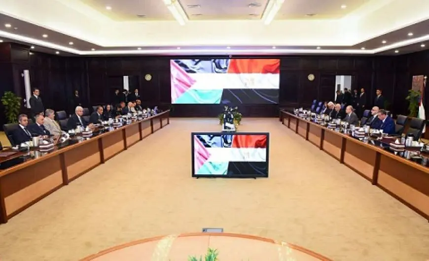 وزير الخارجية يؤكد علي الحاجة المُلحة لاستمرار حشد الدعم الدولي لتنفيذ الخطة العربية لإعادة إعمار غزة
