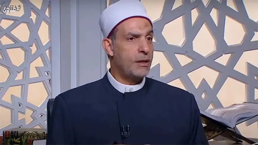 أمين الفتوى: لا يجوز للزوج منع زوجته من زيارة أهلها.. ولو فعل لا تطيعه (فيديو)
