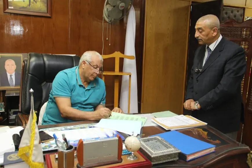 محافظ الوادي الجديد يعتمد نتيجة الدور الثاني للشهادة الإعدادية