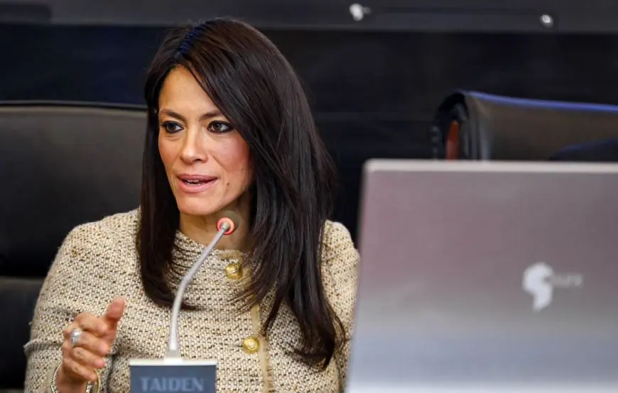 المشاط توجه مركز البنية المعلوماتية بسرعة الانتهاء من مركز خدمات مصر بالعريش والجيزة