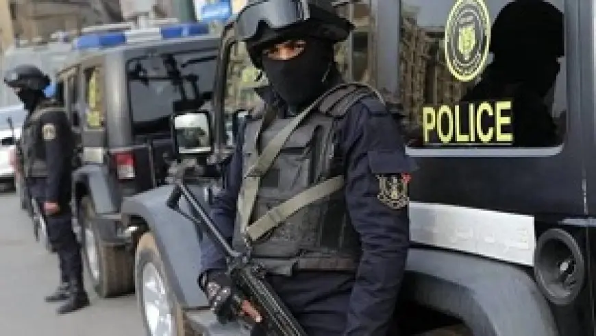 محاكمة 3 متهمين بالاعتداء على ضابط شرطة خلال تأدية عمله