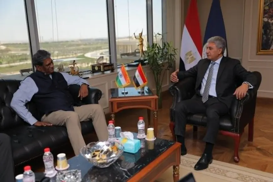 شريف فتحي يبحث مع سفير الهند دفع التعاون المشترك بين البلدين في مجالي السياحة والآثار