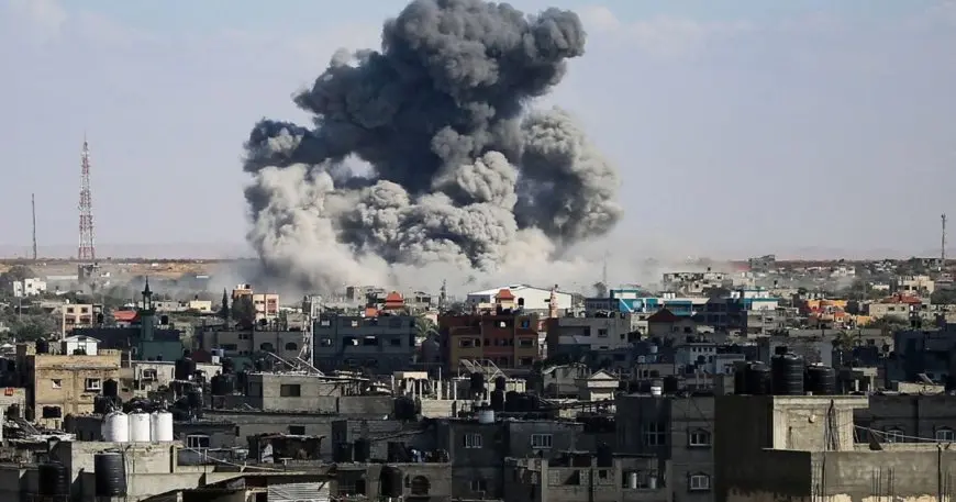 رويترز عن مسئول في حماس: الحركة أبلغت الوسطاء بموافقتها على أحدث مقترح لوقف إطلاق النار بغزة