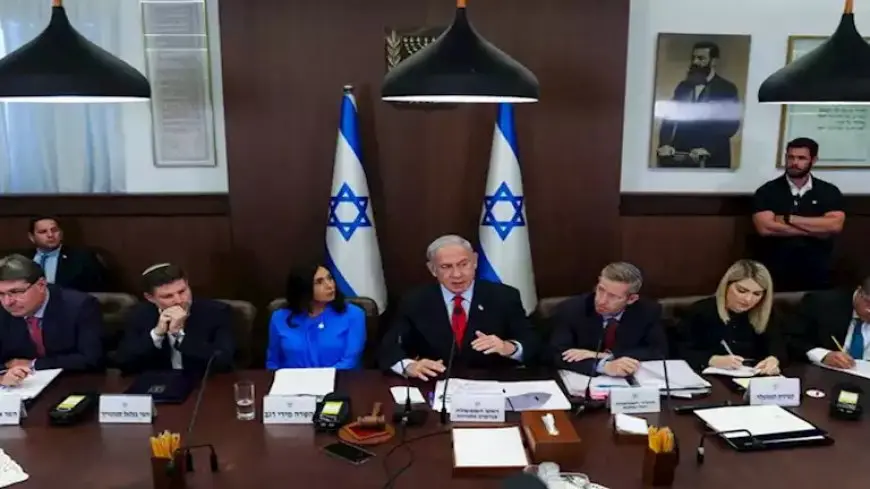 إعلام عبري: إسرائيل تسلمت رد حماس على مقترح وقف إطلاق النار