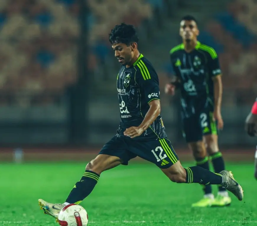 الأهلي يعلن إصابة شكري بشد في العضلة الأمامية