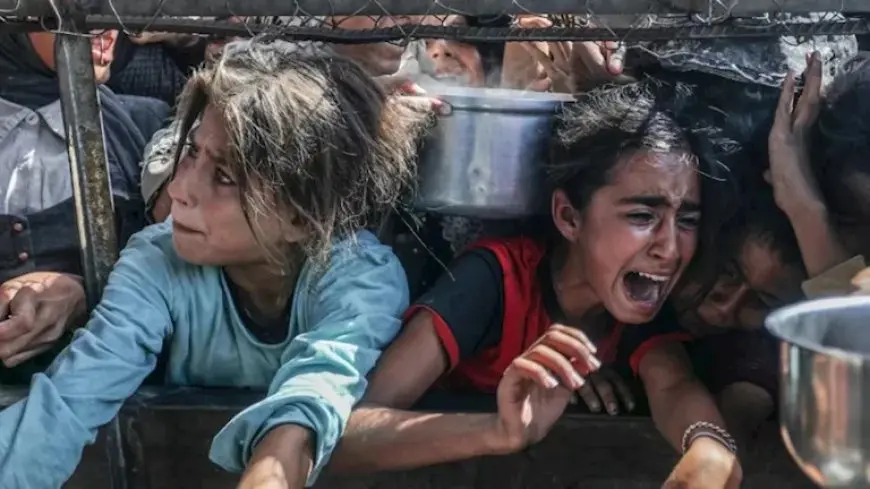 صحة غزة: 28 طفلًا يُقتلون يوميًا في القطاع