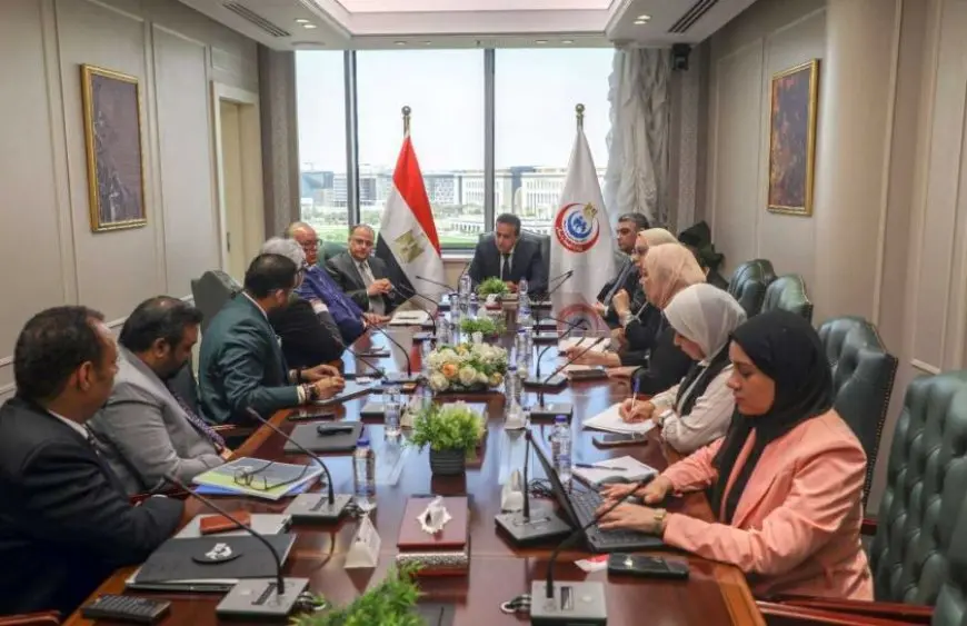 وزير الصحة يجتمع مع مجموعة BDR الهندية وشركة المستقبل للصناعات الدوائية لدعم توطين صناعة الدواء