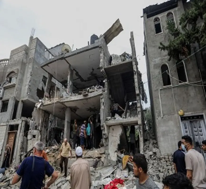 بن غفير يشن هجوما انتقاميا على الأسرى الفلسطينيين بطباعة صور الدمار في غزة