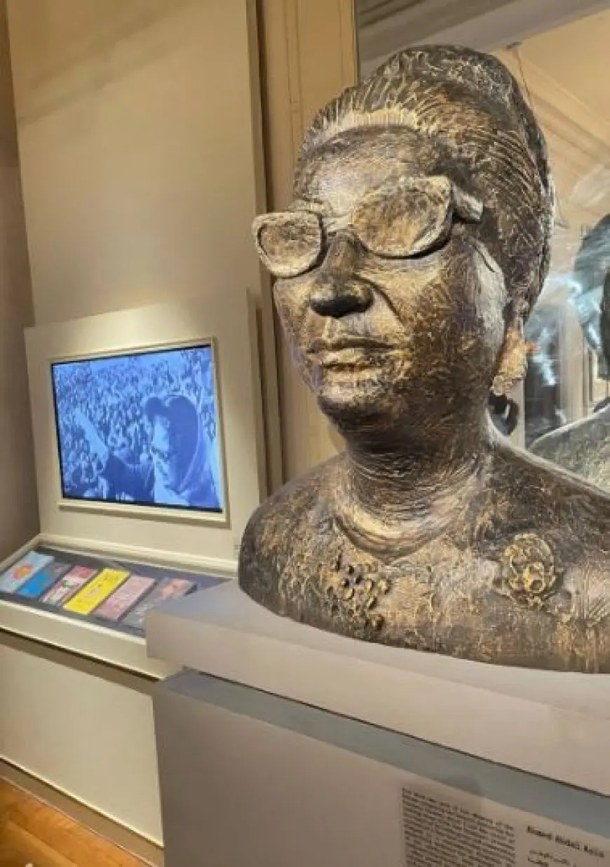 معرض صوت مصر.. فنانون وأدباء يحتفون بكوكب الشرق أم كلثوم على طريقتهم الخاصة