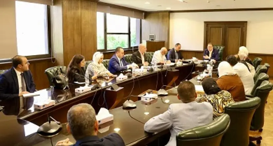 التنظيم والإدارة: التوسع في التدريب عن بُعد لتأهيل القيادات والموظفين وتطوير منظومة LMS