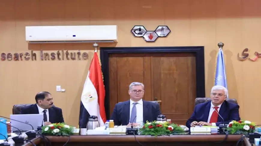 وزيرا البترول والتعليم العالي يترأسان اجتماع مجلس إدارة معهد بحوث البترول