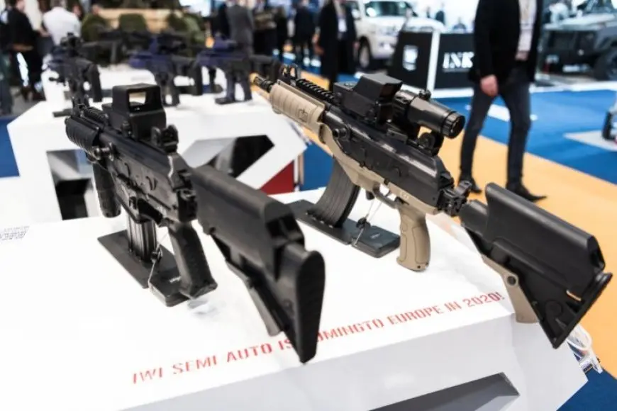 أغلب الألمان يؤيدون الحظر الجزئي على تصدير الأسلحة لإسرائيل