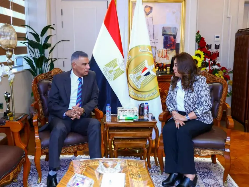 التنمية المحلية تتابع الموقف التنفيذي لمشروعات الخطة الاستثمارية وحياة كريمة بأسوان
