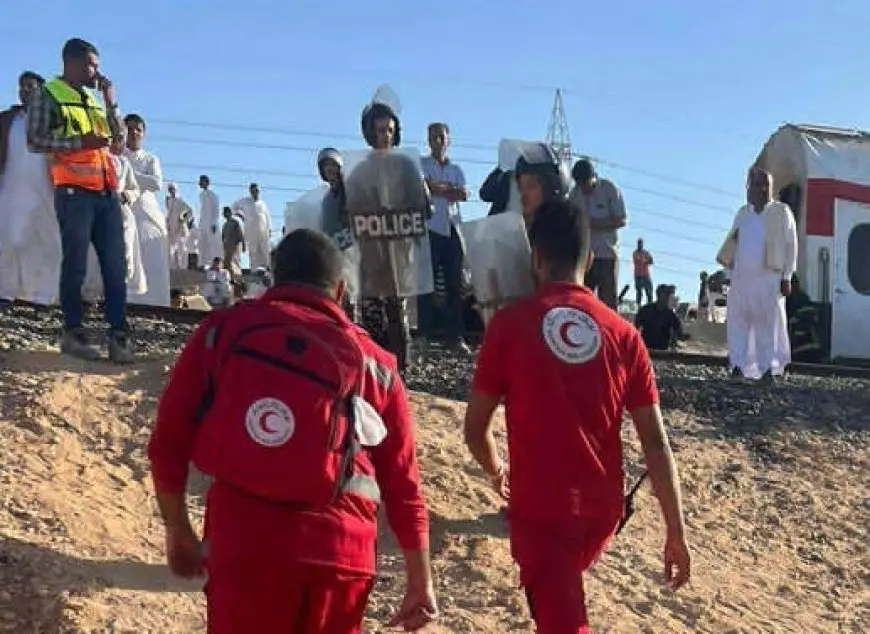 الهلال الأحمر يقدم الدعم النفسي والمساعدات اللازمة لمصابي حادث قطار مطروح