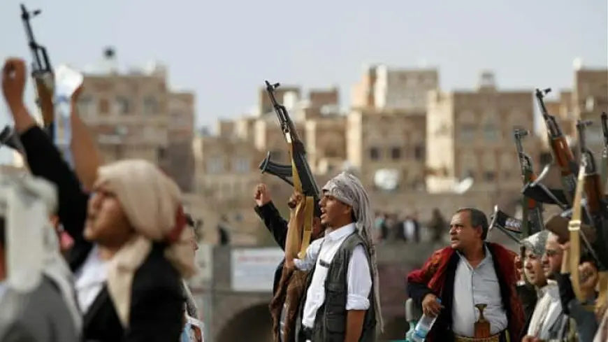 الحوثيون يتوعّدون بالثأر بعد اغتيال رئيس الحكومة وعدد من الوزراء في ضربة إسرائيلية