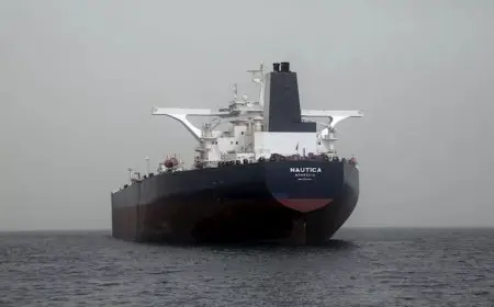 شركة أمنية بريطانية: السفينة المستهدفة في البحر الأحمر إسرائيلية وترفع علم ليبيريا