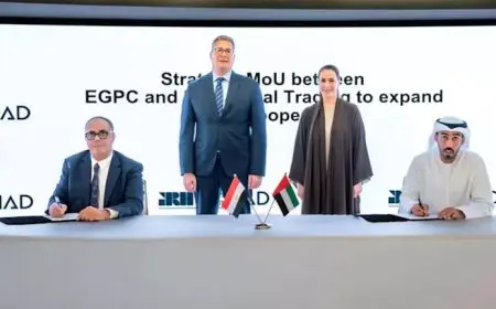 البترول توقع مذكرتي تفاهم مع شركة IRH الإماراتية في مجالي التمويل والتعدين