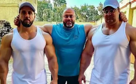 أجسام مفتولة العضلات.. معتز التوني مع شيكو وهشام ماجد في كواليس “اللعبة 5”