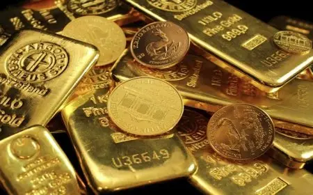 خفض الفائدة والتوترات الجيوسياسية.. سعد إمبابي يكشف أسباب صعود أسعار الذهب عالميًا