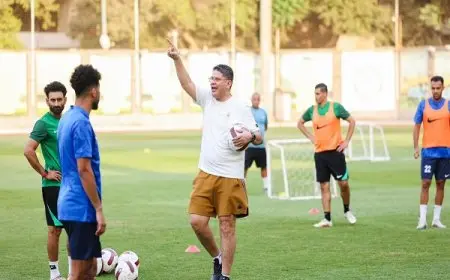 أيمن الرمادي يقود المران الأول مع البنك الأهلي