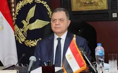 وزير الداخلية يهنئ الرئيس والأمة الإسلامية بذكرى المولد النبوي الشريف