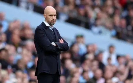 تين هاج مصدوم من قرار إدارة ليفركوزن بإقالته