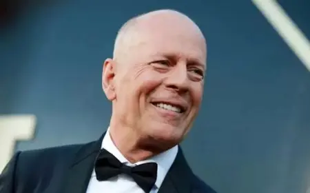 بعد إيداعه في دار رعاية.. 19 صورة لـ بروس ويليس مع عائلته