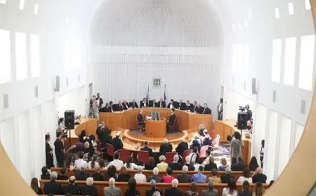 إسرائيليون يقدمون التماسا للمحكمة العليا لمنع احتلال غزة