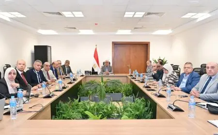 وزير الري: التعامل المرن مع القناطر الرئيسية وبرك التخزين الداخلية في الشبكة لتوفير التصرفات المائية بالمناطق المختلفة