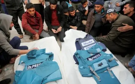 بريطانيا تدعو لمحاكمة المسئولين عن قتل الصحفيين في غزة