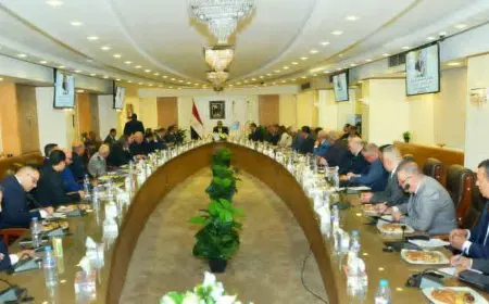 وزير التموين يجتمع مع شركات الزيوت لمواجهة الغش التجاري وضبط الأسواق