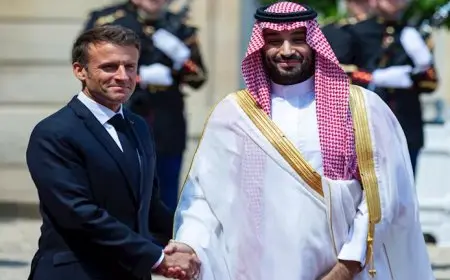 ولي العهد السعودي لـ ماكرون: نؤكد موقفنا الداعي لوقف الحرب في غزة وضرورة تحقيق سلام عادل