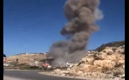 إسرائيل تفجر منزلا خلال توغلها في بلدة عيترون جنوب لبنان