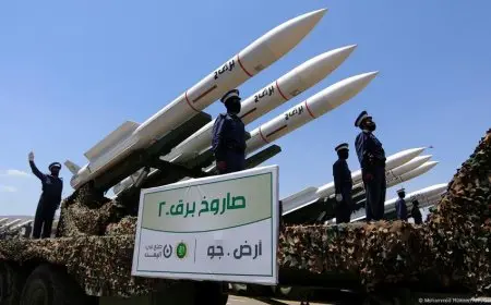 الحوثيون يعلنون تنفيذ هجمات جوية على إسرائيل بصاروخين باليستيين