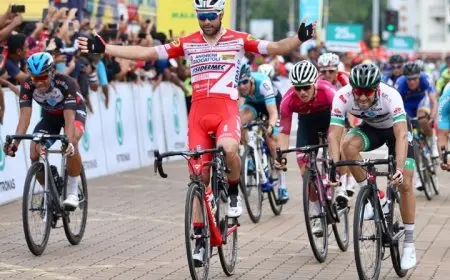 إسبانيا.. احتجاجات فلسطين تلاحق دراجين إسرائيليين في طواف لافويلتا