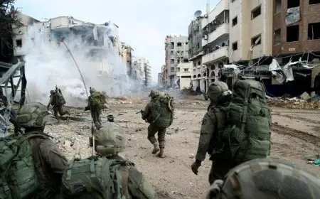 31 شهيدا بينهم أطفال جراء قصف ونيران الاحتلال في عدة مناطق بقطاع غزة